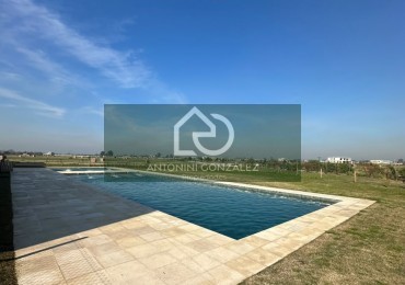 LOTE EN VENTA - ST. THOMAS CHICO