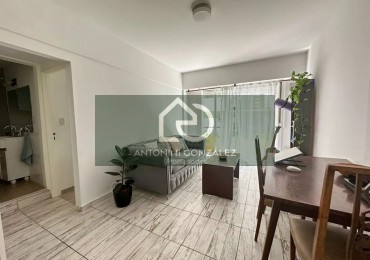 Departamento 2 Ambientes al Frente en Escalada 120 | Balcon Propio | Terraza y Laundry