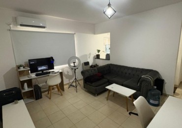 2 Ambientes en alquiler en el Corazon Moreno Sur